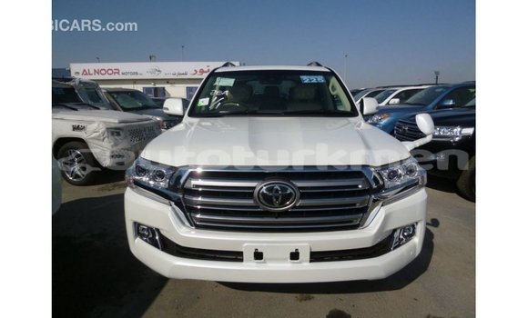 Buy Import Toyota Land Cruiser White Car in Import - Dubai in Ahal Buy Import Toyota Land Cruiser White Car in Import - Dubai in Ahal