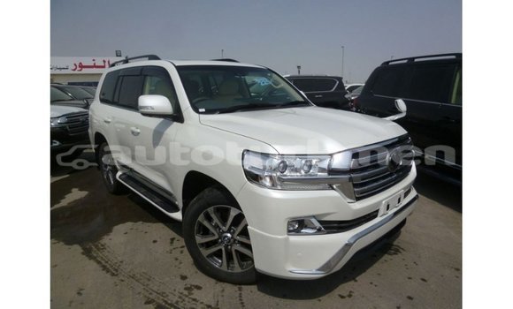 Buy Import Toyota Land Cruiser White Car in Import - Dubai in Ahal Buy Import Toyota Land Cruiser White Car in Import - Dubai in Ahal