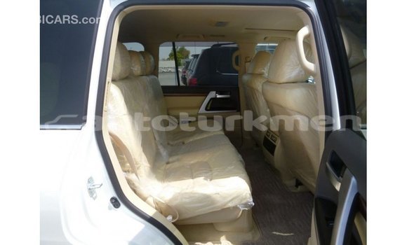 Buy Import Toyota Land Cruiser White Car in Import - Dubai in Ahal Buy Import Toyota Land Cruiser White Car in Import - Dubai in Ahal