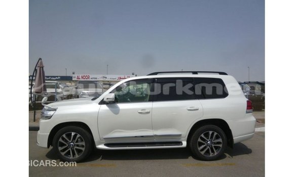 Buy Import Toyota Land Cruiser White Car in Import - Dubai in Ahal Buy Import Toyota Land Cruiser White Car in Import - Dubai in Ahal