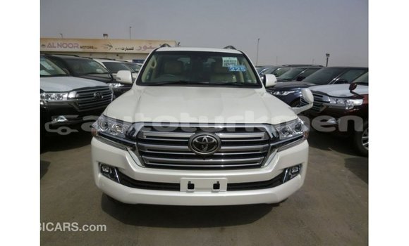 Buy Import Toyota Land Cruiser White Car in Import - Dubai in Ahal Buy Import Toyota Land Cruiser White Car in Import - Dubai in Ahal