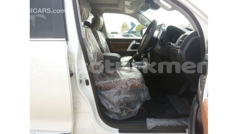 Big with watermark toyota land cruiser ahal import dubai 2394