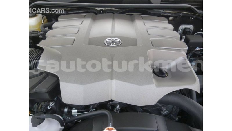 Big with watermark toyota land cruiser ahal import dubai 2394