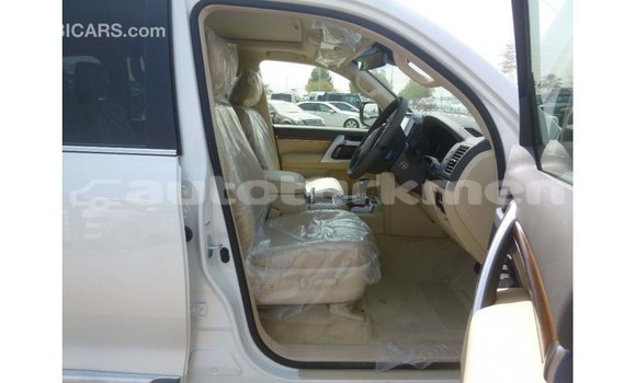 Buy Import Toyota Land Cruiser White Car in Import - Dubai in Ahal Buy Import Toyota Land Cruiser White Car in Import - Dubai in Ahal