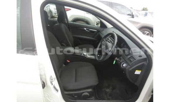 Buy Import Mercedes-Benz 200 White Car in Import - Dubai in Ahal Buy Import Mercedes-Benz 200 White Car in Import - Dubai in Ahal