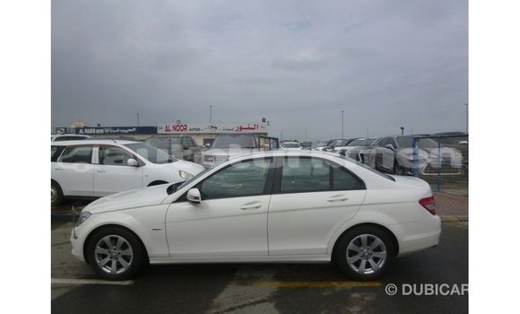 Buy Import Mercedes-Benz 200 White Car in Import - Dubai in Ahal Buy Import Mercedes-Benz 200 White Car in Import - Dubai in Ahal