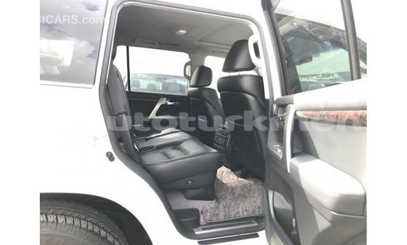 Buy Import Toyota Land Cruiser White Car in Import - Dubai in Ahal Buy Import Toyota Land Cruiser White Car in Import - Dubai in Ahal