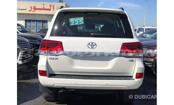 Buy Import Toyota Land Cruiser White Car in Import - Dubai in Ahal Buy Import Toyota Land Cruiser White Car in Import - Dubai in Ahal