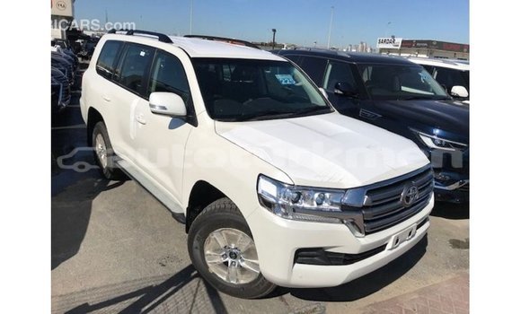 Buy Import Toyota Land Cruiser White Car in Import - Dubai in Ahal Buy Import Toyota Land Cruiser White Car in Import - Dubai in Ahal