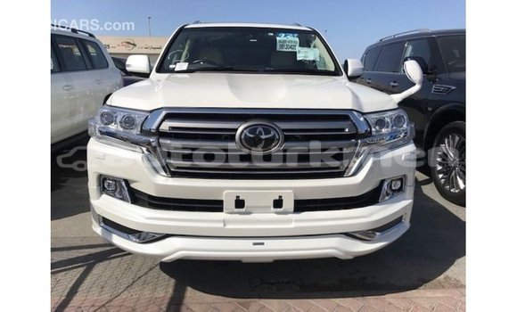 Buy Import Toyota Land Cruiser White Car in Import - Dubai in Ahal Buy Import Toyota Land Cruiser White Car in Import - Dubai in Ahal