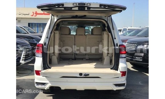 Buy Import Toyota Land Cruiser White Car in Import - Dubai in Ahal Buy Import Toyota Land Cruiser White Car in Import - Dubai in Ahal