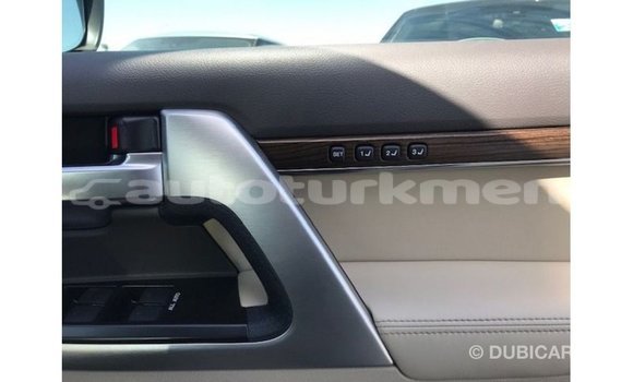 Buy Import Toyota Land Cruiser White Car in Import - Dubai in Ahal Buy Import Toyota Land Cruiser White Car in Import - Dubai in Ahal