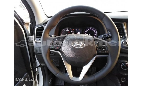 Buy Import Hyundai Tucson White Car in Import - Dubai in Ahal Buy Import Hyundai Tucson White Car in Import - Dubai in Ahal