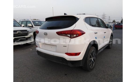 Buy Import Hyundai Tucson White Car in Import - Dubai in Ahal Buy Import Hyundai Tucson White Car in Import - Dubai in Ahal