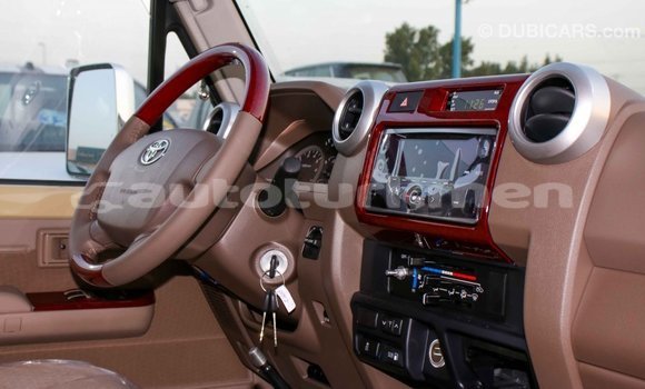 Buy Import Toyota Land Cruiser Beige Car in Import - Dubai in Ahal Buy Import Toyota Land Cruiser Beige Car in Import - Dubai in Ahal