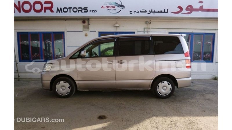 Big with watermark toyota voxy ahal import dubai 2427