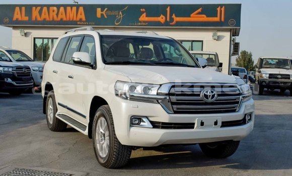 Buy Import Toyota Land Cruiser White Car in Import - Dubai in Ahal Buy Import Toyota Land Cruiser White Car in Import - Dubai in Ahal