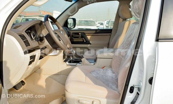 Buy Import Toyota Land Cruiser White Car in Import - Dubai in Ahal Buy Import Toyota Land Cruiser White Car in Import - Dubai in Ahal