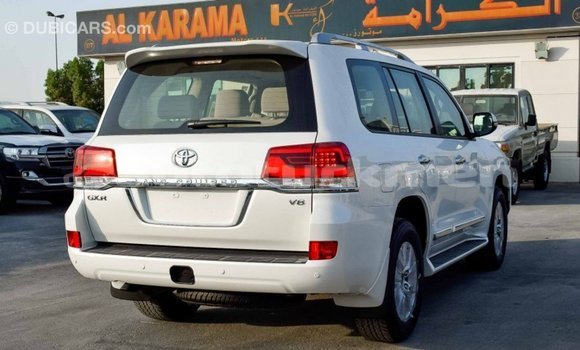 Buy Import Toyota Land Cruiser White Car in Import - Dubai in Ahal Buy Import Toyota Land Cruiser White Car in Import - Dubai in Ahal