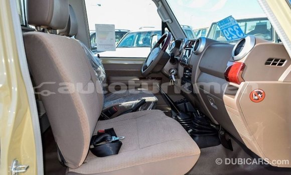 Buy Import Toyota Land Cruiser Beige Car in Import - Dubai in Ahal Buy Import Toyota Land Cruiser Beige Car in Import - Dubai in Ahal