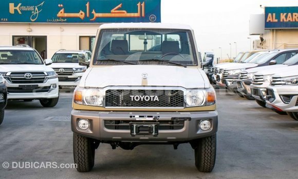 Buy Import Toyota Land Cruiser Beige Car in Import - Dubai in Ahal Buy Import Toyota Land Cruiser Beige Car in Import - Dubai in Ahal