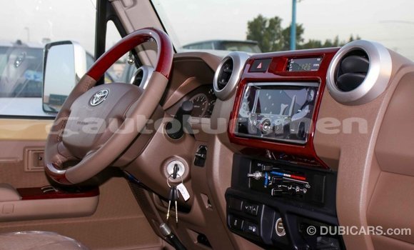 Buy Import Toyota Land Cruiser Beige Car in Import - Dubai in Ahal Buy Import Toyota Land Cruiser Beige Car in Import - Dubai in Ahal