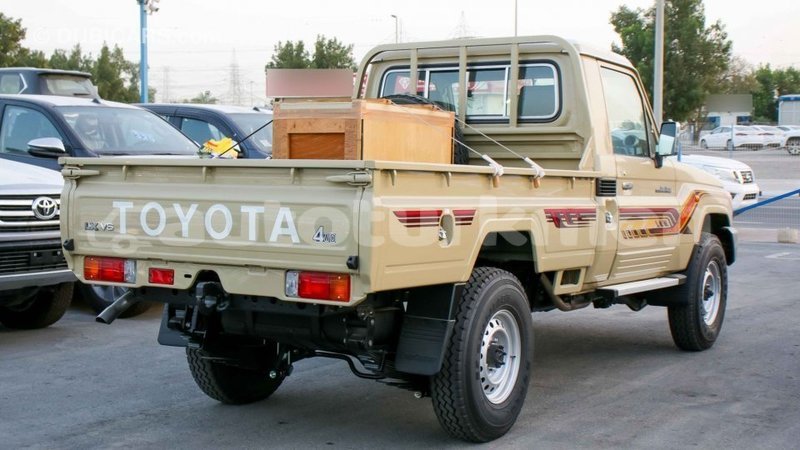 Big with watermark toyota land cruiser ahal import dubai 2438