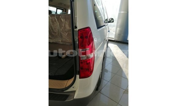 Buy Import Hyundai Accent White Car in Import - Dubai in Ahal Buy Import Hyundai Accent White Car in Import - Dubai in Ahal