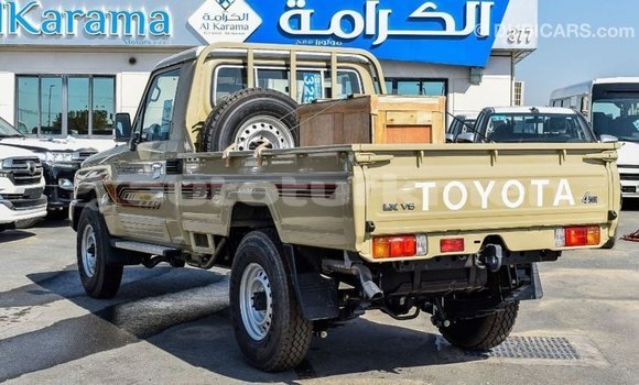 Buy Import Toyota Land Cruiser Beige Car in Import - Dubai in Ahal Buy Import Toyota Land Cruiser Beige Car in Import - Dubai in Ahal