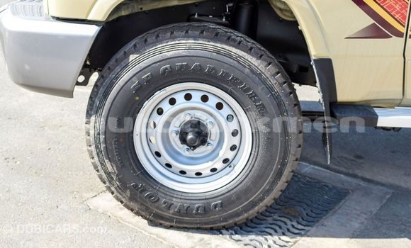 Buy Import Toyota Land Cruiser Beige Car in Import - Dubai in Ahal Buy Import Toyota Land Cruiser Beige Car in Import - Dubai in Ahal