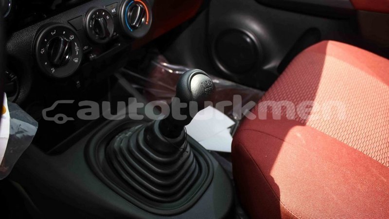 Big with watermark toyota hilux ahal import dubai 2449