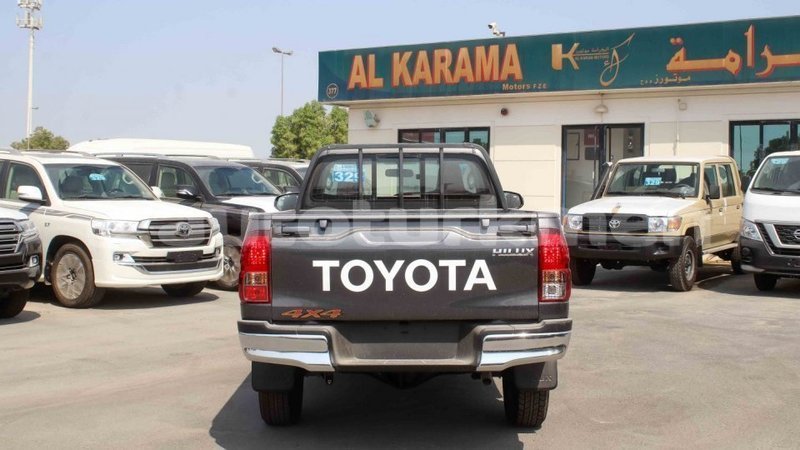 Big with watermark toyota hilux ahal import dubai 2451
