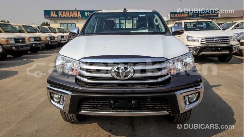 Big with watermark toyota hilux ahal import dubai 2475