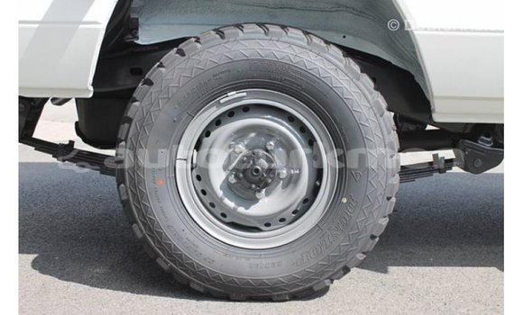 Buy Import Toyota Land Cruiser White Car in Import - Dubai in Ahal Buy Import Toyota Land Cruiser White Car in Import - Dubai in Ahal