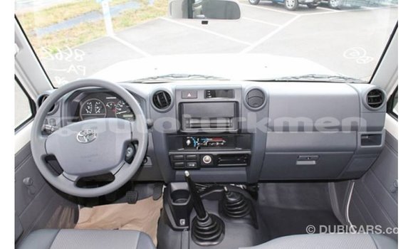 Buy Import Toyota Land Cruiser White Car in Import - Dubai in Ahal Buy Import Toyota Land Cruiser White Car in Import - Dubai in Ahal
