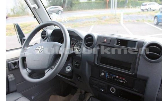Buy Import Toyota Land Cruiser White Car in Import - Dubai in Ahal Buy Import Toyota Land Cruiser White Car in Import - Dubai in Ahal