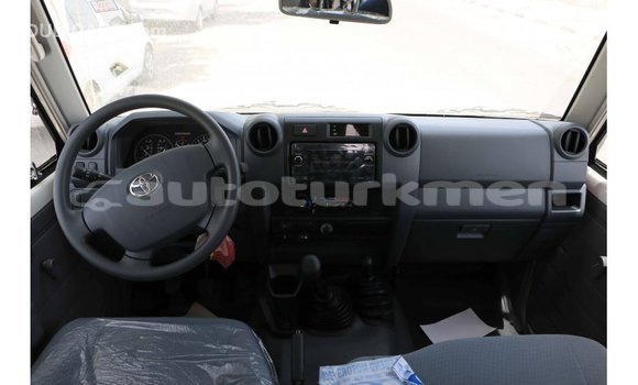 Buy Import Toyota Land Cruiser White Car in Import - Dubai in Ahal Buy Import Toyota Land Cruiser White Car in Import - Dubai in Ahal