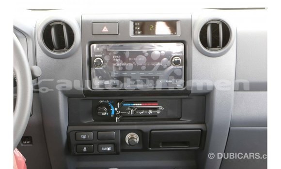 Buy Import Toyota Land Cruiser White Car in Import - Dubai in Ahal Buy Import Toyota Land Cruiser White Car in Import - Dubai in Ahal