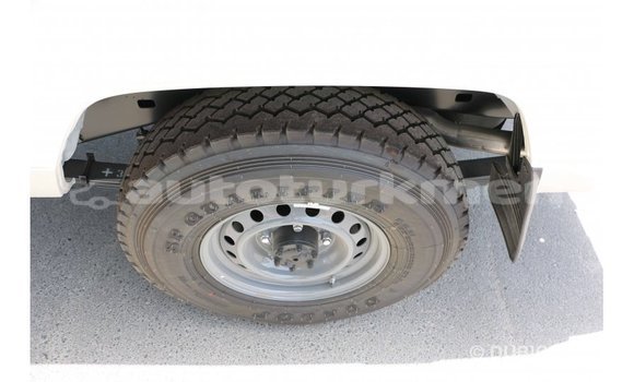 Buy Import Toyota Land Cruiser White Car in Import - Dubai in Ahal Buy Import Toyota Land Cruiser White Car in Import - Dubai in Ahal