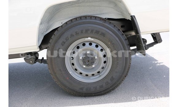 Buy Import Toyota Land Cruiser White Car in Import - Dubai in Ahal Buy Import Toyota Land Cruiser White Car in Import - Dubai in Ahal