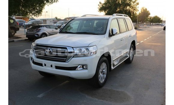 Buy Import Toyota Land Cruiser White Car in Import - Dubai in Ahal Buy Import Toyota Land Cruiser White Car in Import - Dubai in Ahal