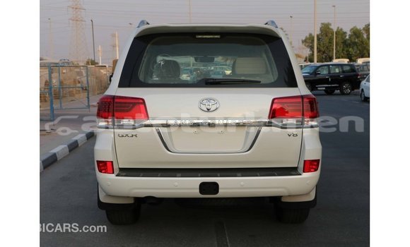 Buy Import Toyota Land Cruiser White Car in Import - Dubai in Ahal Buy Import Toyota Land Cruiser White Car in Import - Dubai in Ahal
