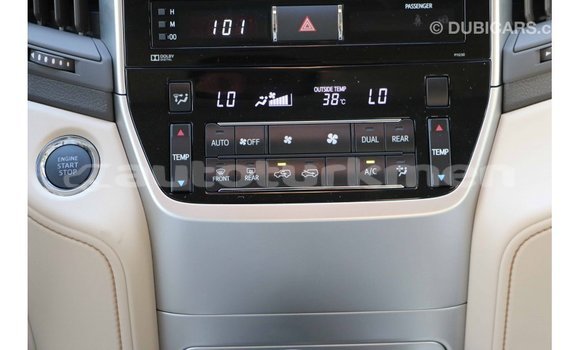 Buy Import Toyota Land Cruiser White Car in Import - Dubai in Ahal Buy Import Toyota Land Cruiser White Car in Import - Dubai in Ahal