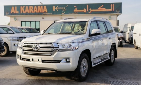 Buy Import Toyota Land Cruiser White Car in Import - Dubai in Ahal Buy Import Toyota Land Cruiser White Car in Import - Dubai in Ahal