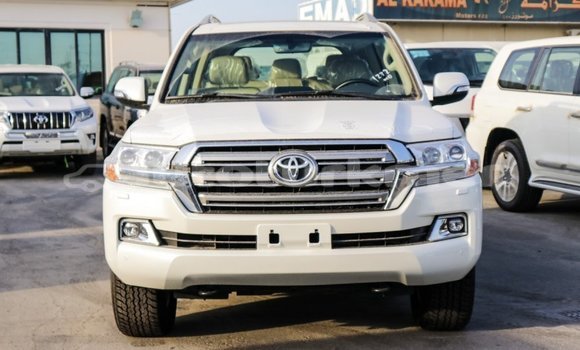 Buy Import Toyota Land Cruiser White Car in Import - Dubai in Ahal Buy Import Toyota Land Cruiser White Car in Import - Dubai in Ahal