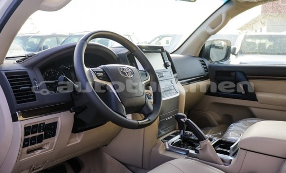Buy Import Toyota Land Cruiser White Car in Import - Dubai in Ahal Buy Import Toyota Land Cruiser White Car in Import - Dubai in Ahal