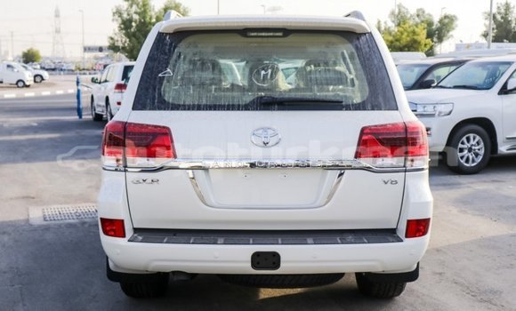 Buy Import Toyota Land Cruiser White Car in Import - Dubai in Ahal Buy Import Toyota Land Cruiser White Car in Import - Dubai in Ahal