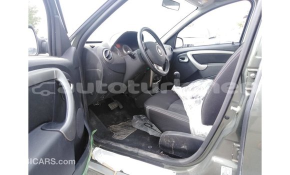 Buy Import Renault Duster Green Car in Import - Dubai in Ahal Buy Import Renault Duster Green Car in Import - Dubai in Ahal