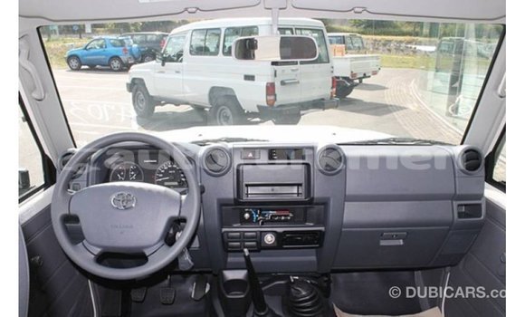 Buy Import Toyota Land Cruiser White Car in Import - Dubai in Ahal Buy Import Toyota Land Cruiser White Car in Import - Dubai in Ahal