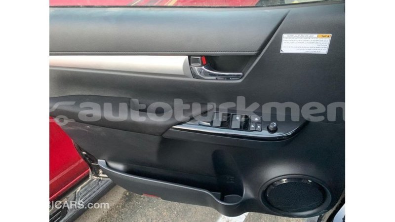 Big with watermark toyota hilux ahal import dubai 2515